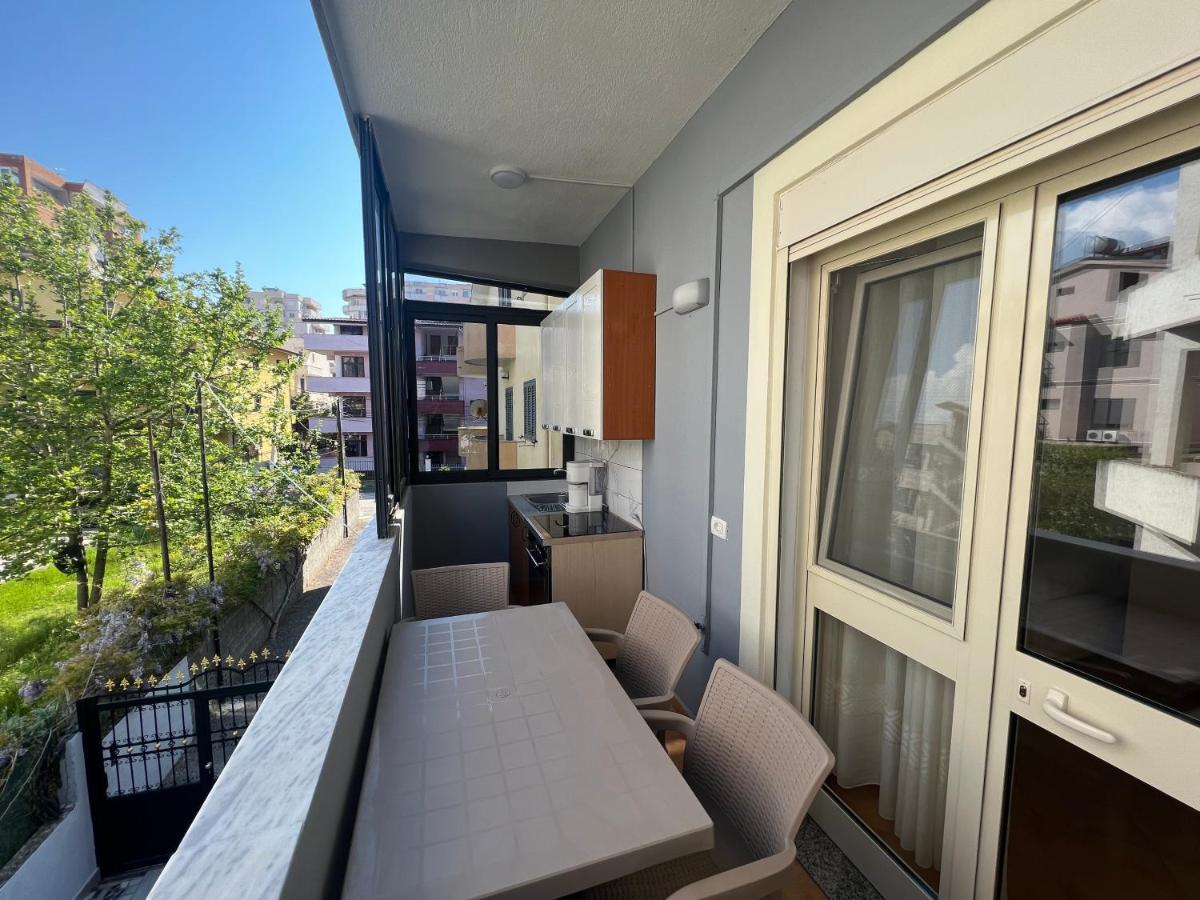Vivo Apartment Дуррес Екстер'єр фото